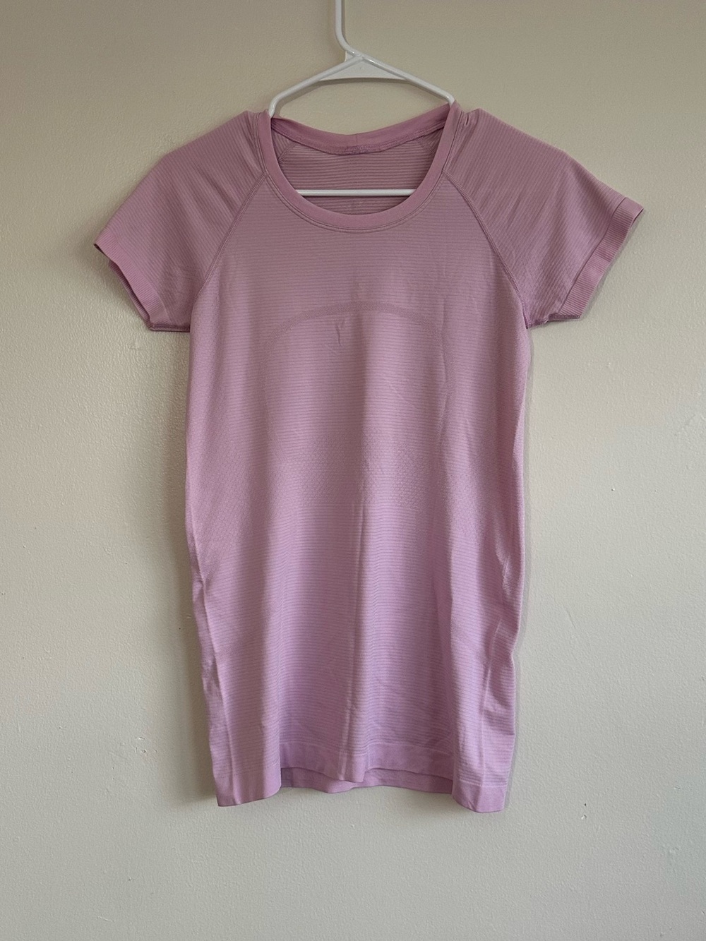 Lululemon Swiftly Tech Short Sleeve Size 6